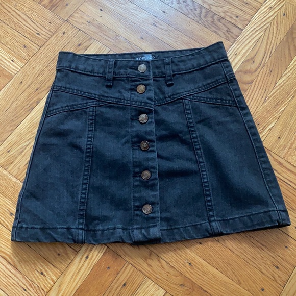 Top shop denim button through skirt in black size 2 - Picture 2 of 6